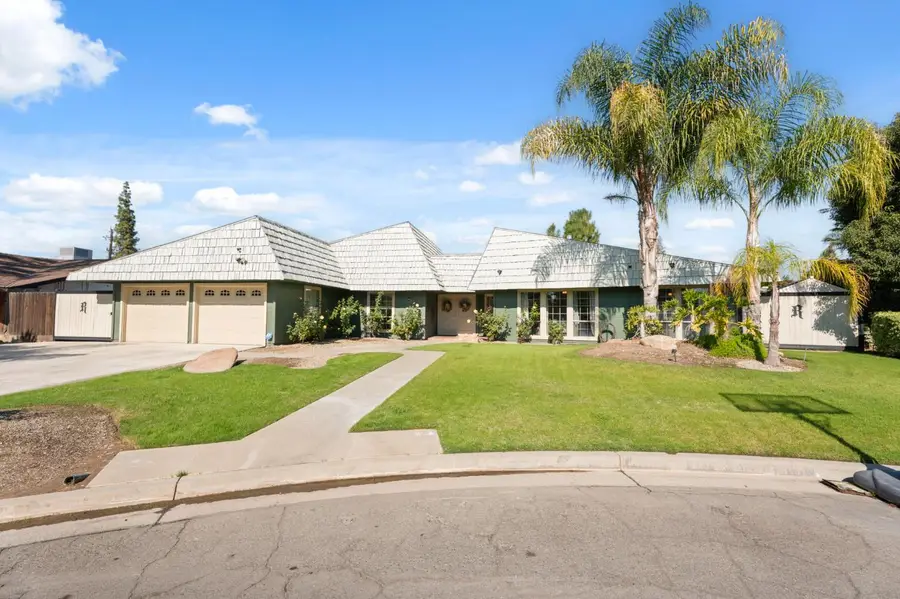 2778 W Robinwood Lane, Fresno, CA 93711 - #2