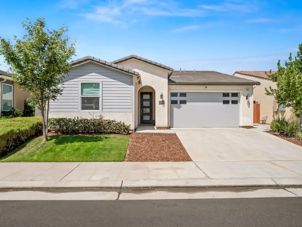 3322 Hermosa Avenue, Clovis, CA 93619 - #1