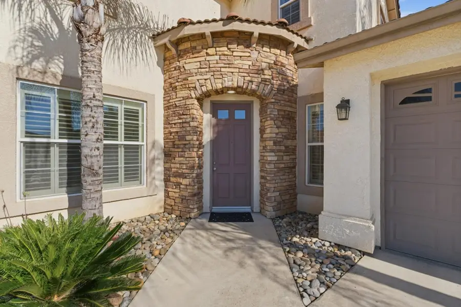 1406 Lily Avenue, Sanger, CA 93657 - #2