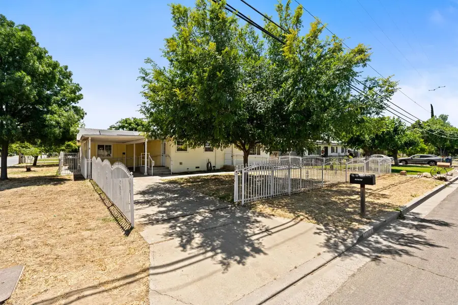 11071 Hume Avenue, Hanford, CA 93230 - #2