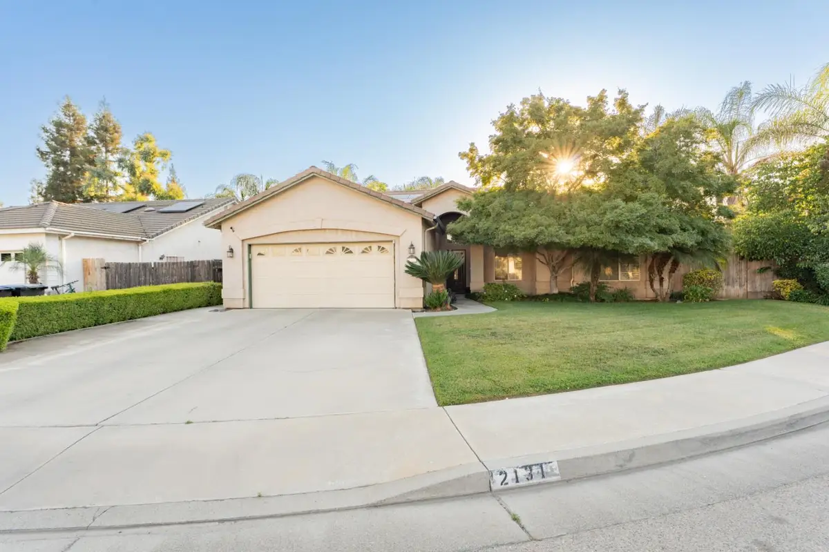 2131 N Terrace Court, Visalia, CA 93291 - #1