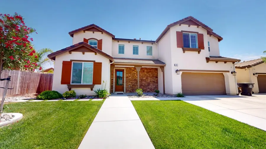 1821 W Corvina, Visalia, CA 93291 - #2