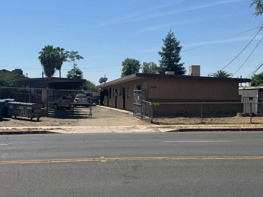 4316 E Olive Avenue #A-E, Fresno, CA 93702 - #3