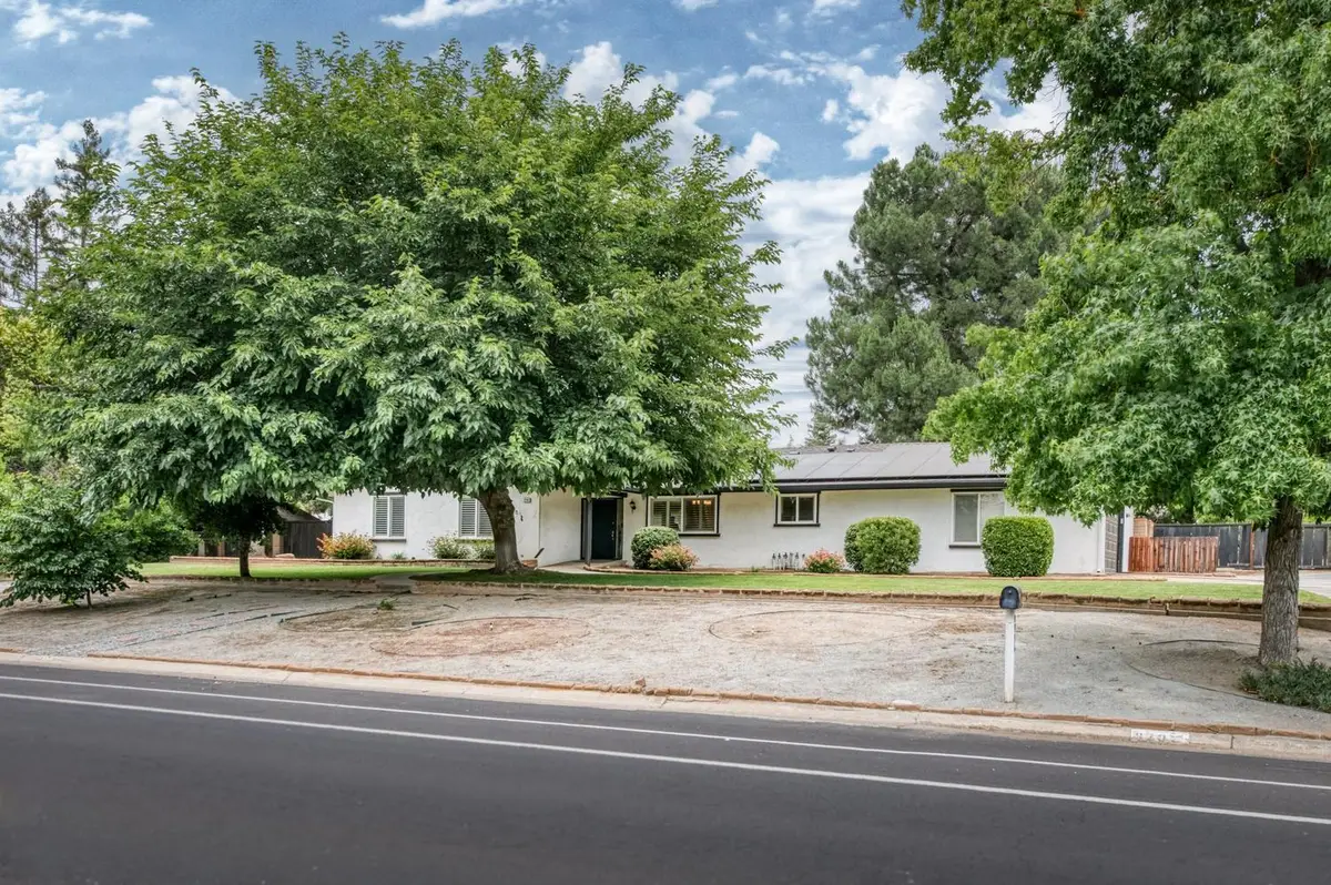 9796 N Millbrook Avenue, Fresno, CA 93720 - #1