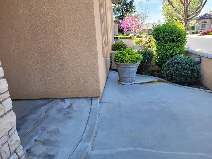 5411 W Mission Avenue, Visalia, CA 93277 - #3