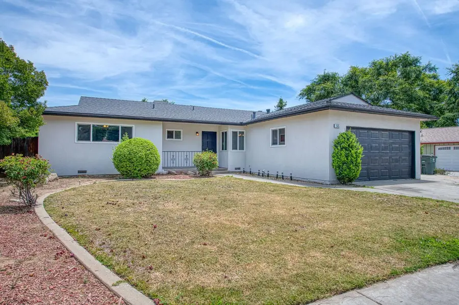 1545 Sunnyside Avenue, Clovis, CA 93611 - #2