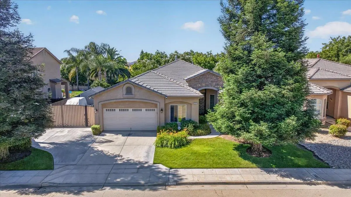 5840 E Erin Avenue, Fresno, CA 93727 - #1