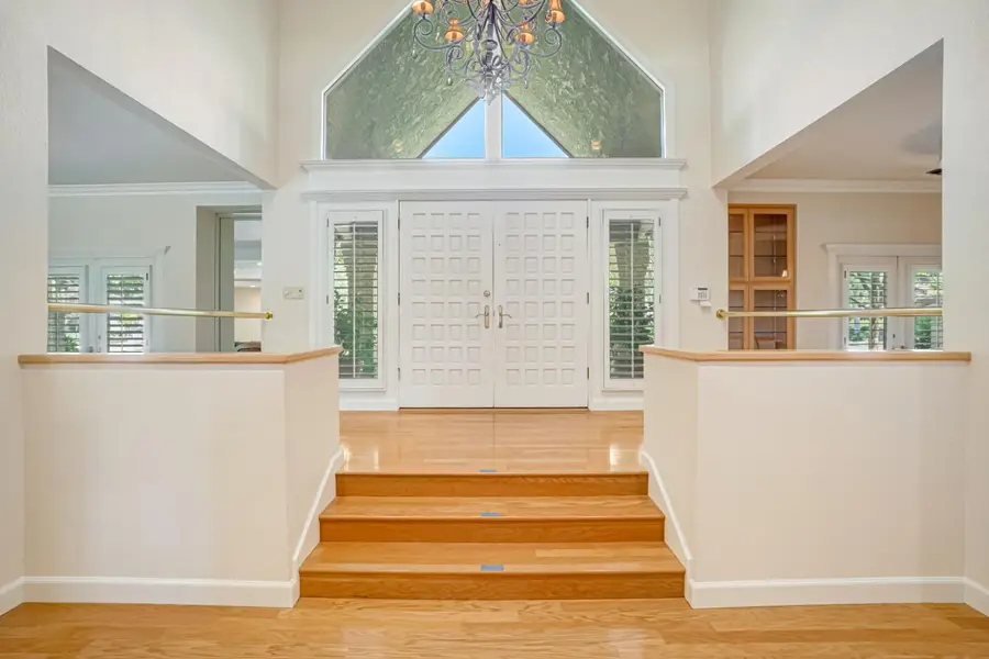 2857 W Cromwell Avenue, Fresno, CA 93711 - #3