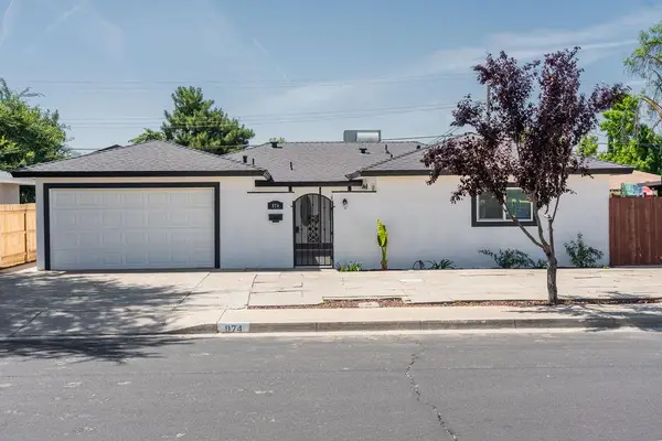 974 W Fairmont, Clovis, CA 93612