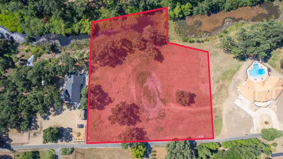1185 S Riverbend, Sanger, CA 93657 - #1