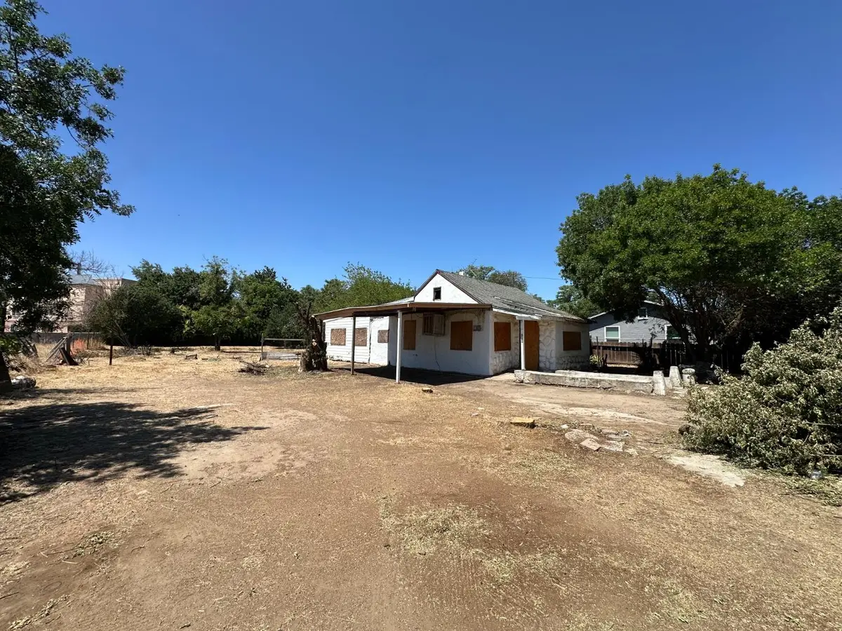 5185 Mission, Fresno, CA 93722 - #1