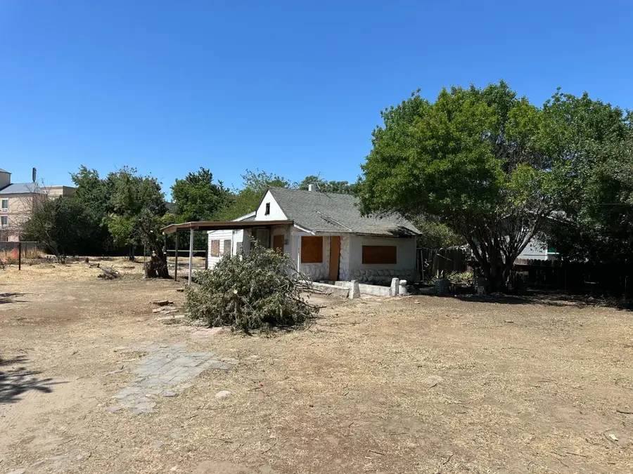 5185 Mission, Fresno, CA 93722 - #3