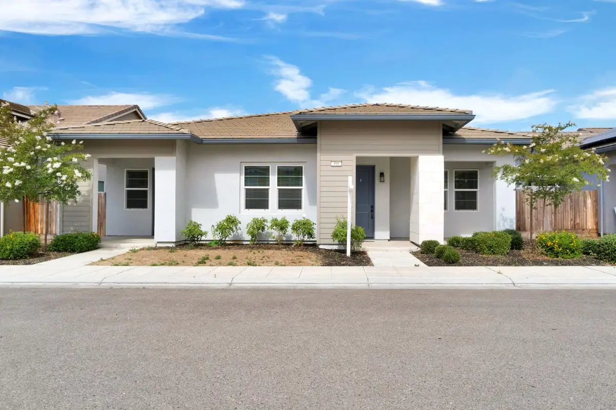 390 Traverse Drive S, Madera, CA 93636 - #1