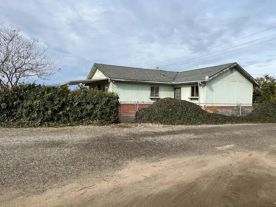 16109 E Manning, Reedley, CA 93654 - #2
