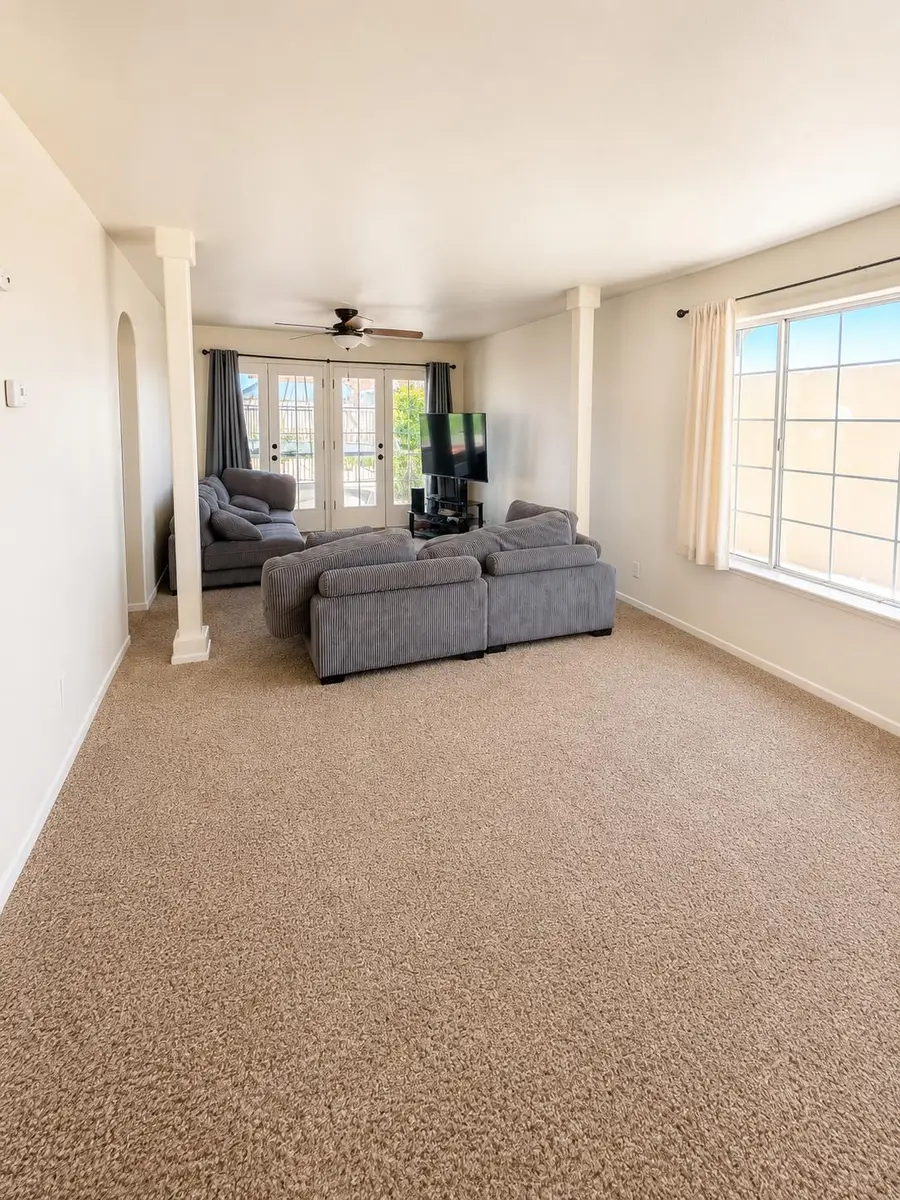 375 Walnut Avenue, Coalinga, CA 93210 - #3