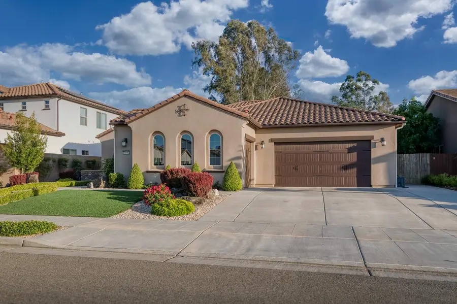 3096 Kenosha Avenue, Clovis, CA 93619 - #2