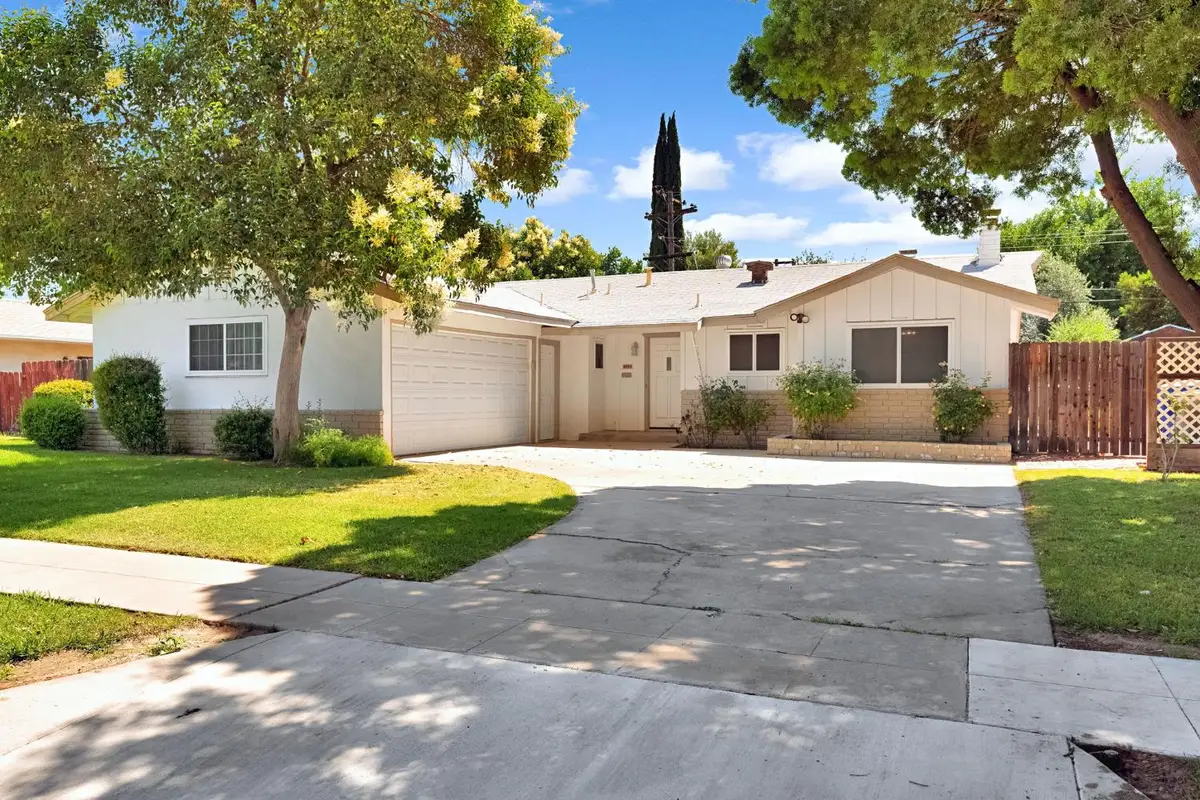 4656 N 5th Street, Fresno, CA 93726 - #1