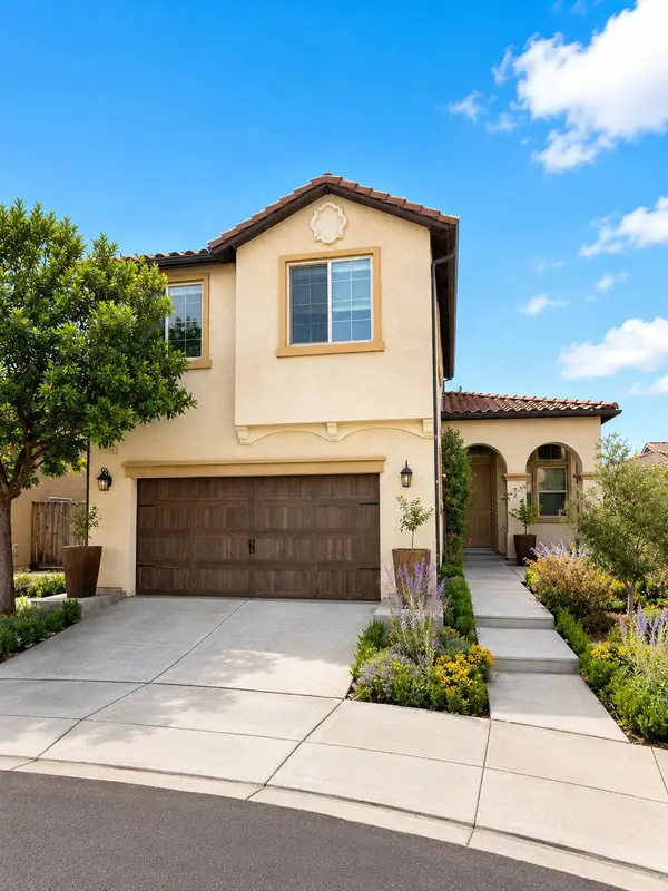 11664 N Bella Verde Avenue, Fresno, CA 93730