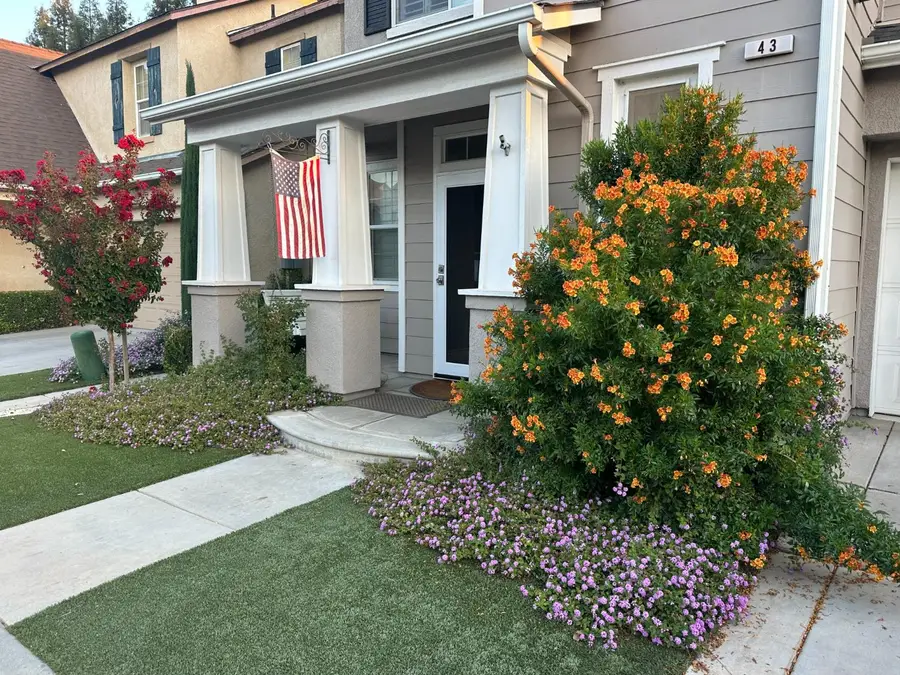 43 W Bohemia Lane, Clovis, CA 93619 - #2