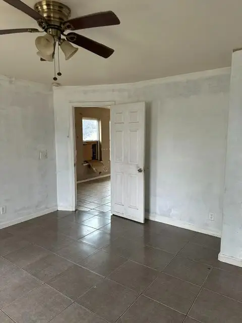 2953 S Clara Avenue, Fresno, CA 93706 - #3
