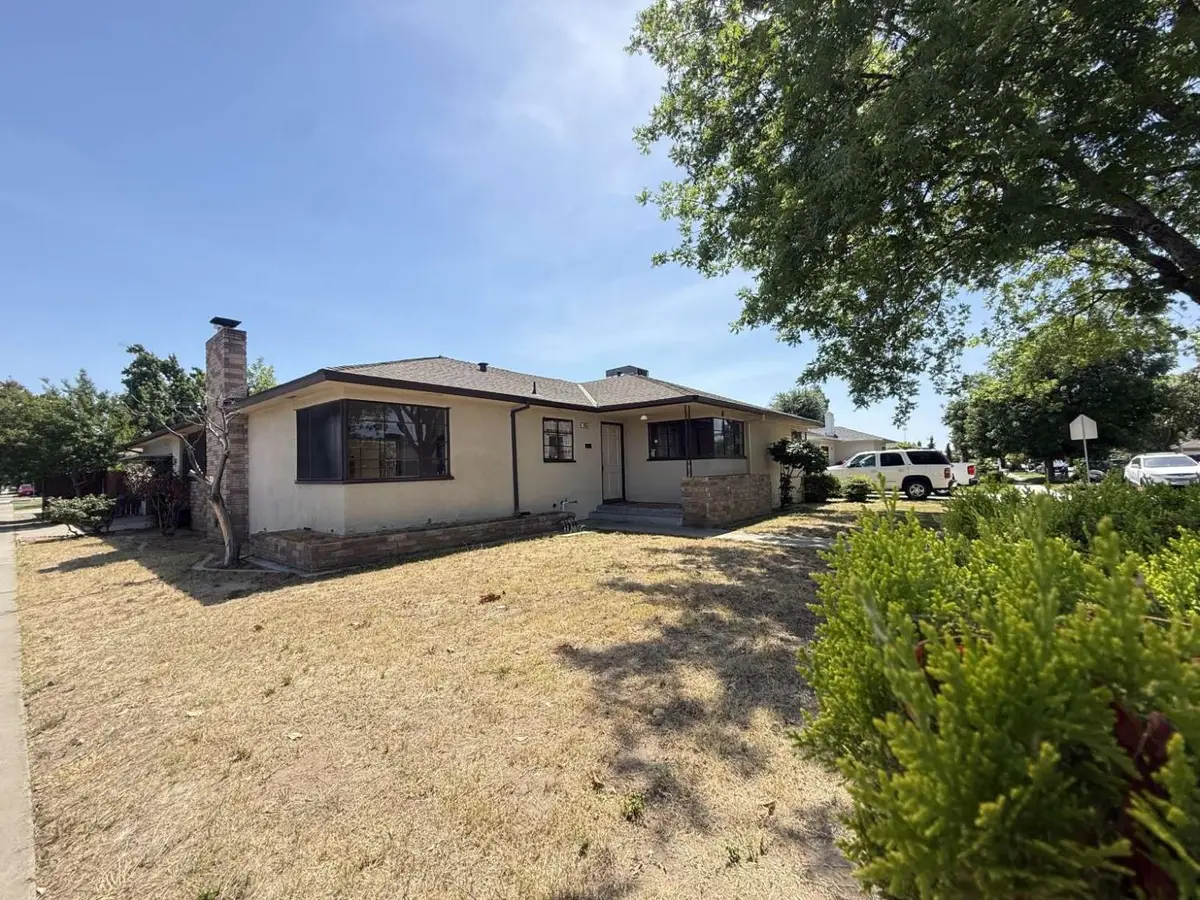 3654 E Donner Avenue, Fresno, CA 93726 - #1