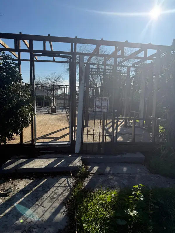 208 E Merced, Avenal, CA 93204