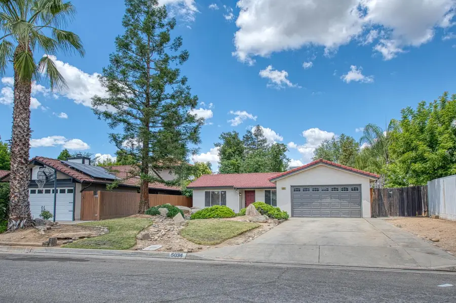 5034 W Menlo Avenue, Fresno, CA 93722 - #3