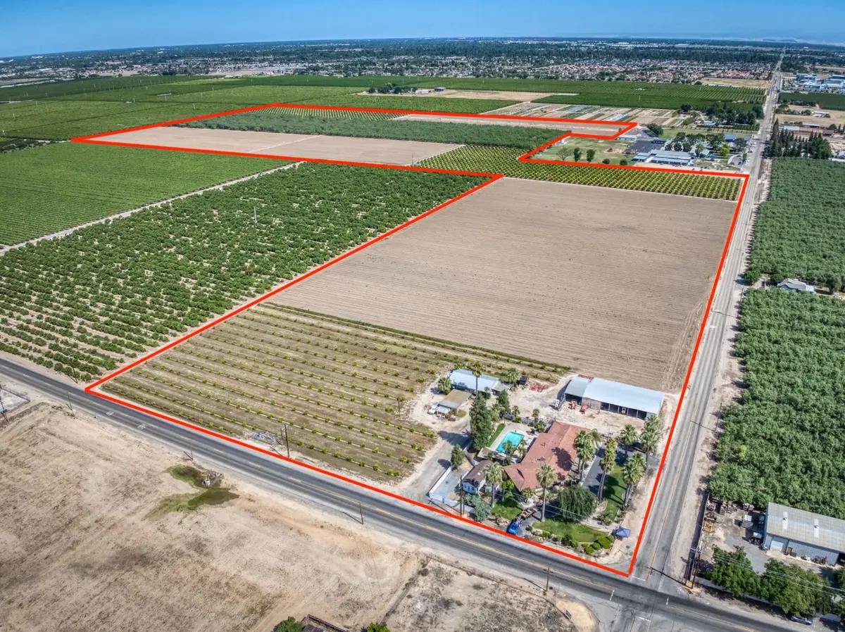 2922 S Fowler Avenue, Fresno, CA 93725 - #1