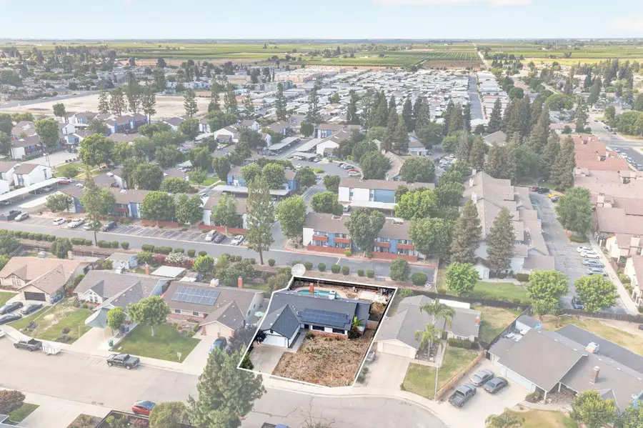 1506 Hope Street, Selma, CA 93662 - #3
