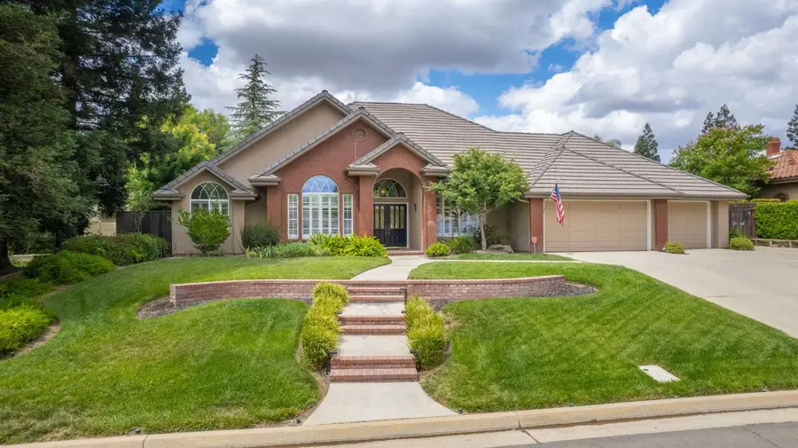 856 E Sutton Drive, Fresno, CA 93720 - #2