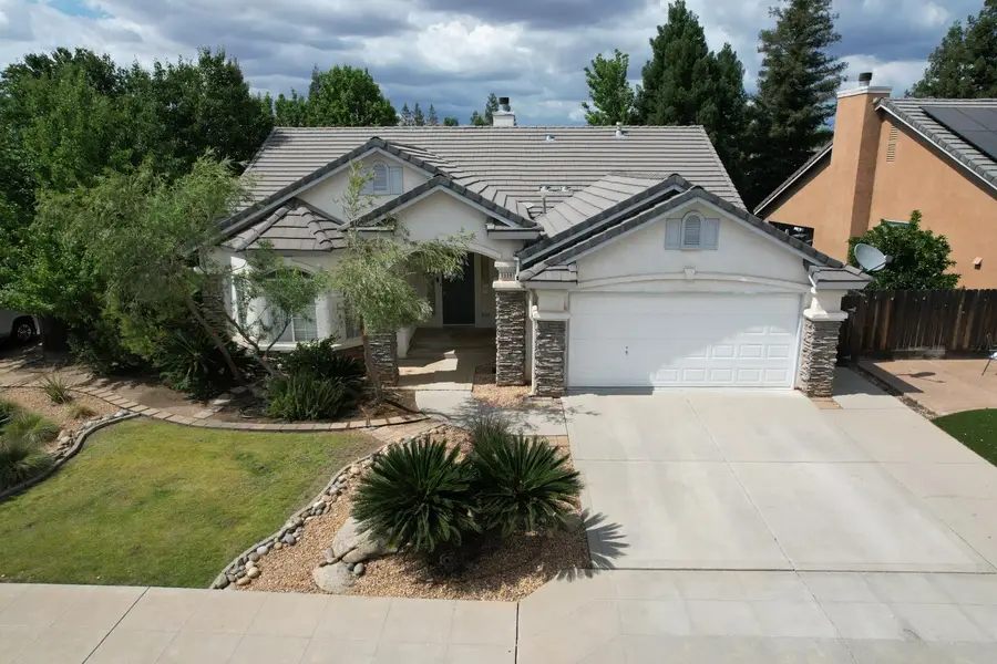 2050 E Fox Glen Drive, Fresno, CA 93730 - #2