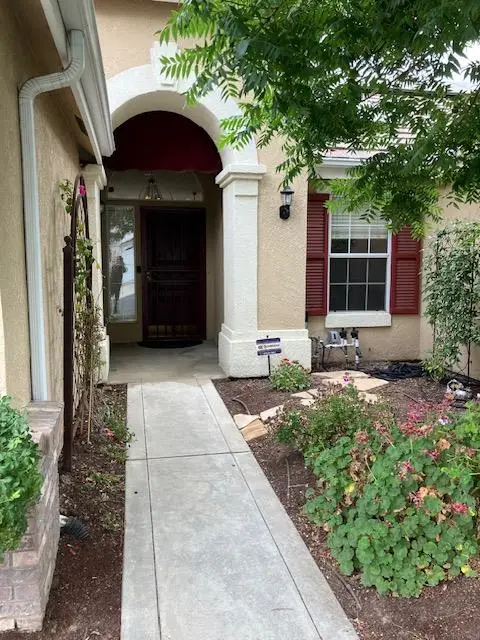 2157 W Rue St. Michel, Fresno, CA 93711 - #2