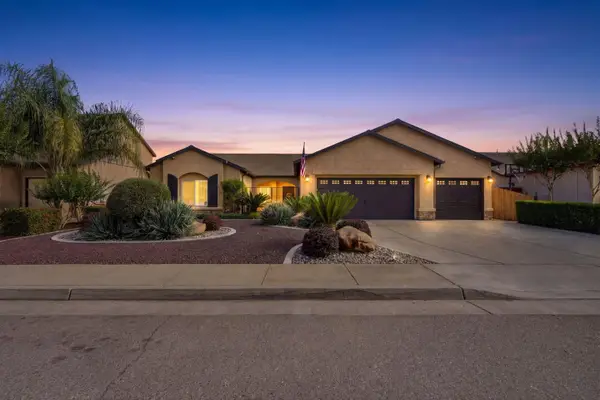 626 W Lake Street, Kingsburg, CA 93631