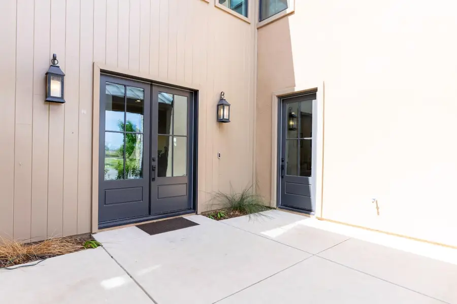 1104 Bloom Avenue, Clovis, CA 93619 - #2