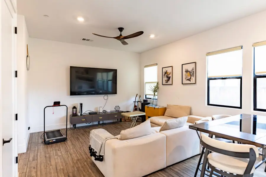 1104 Bloom Avenue, Clovis, CA 93619 - #3