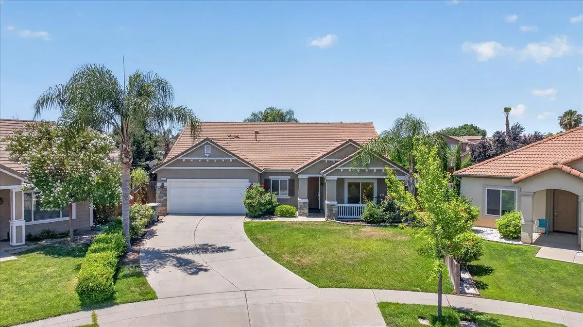 6105 E Cortland Avenue, Fresno, CA 93727 - #1