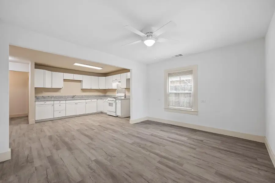 2835 E Tyler Avenue, Fresno, CA 93701 - #3