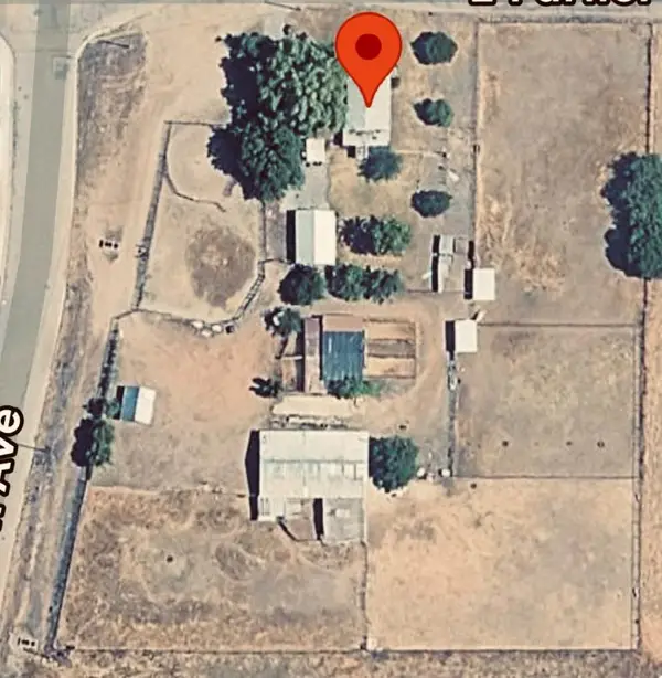 19317 E Parlier Avenue, Reedley, CA 93654