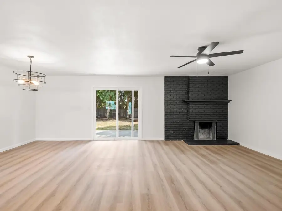 4046 E Cortland, Fresno, CA 93726 - #2