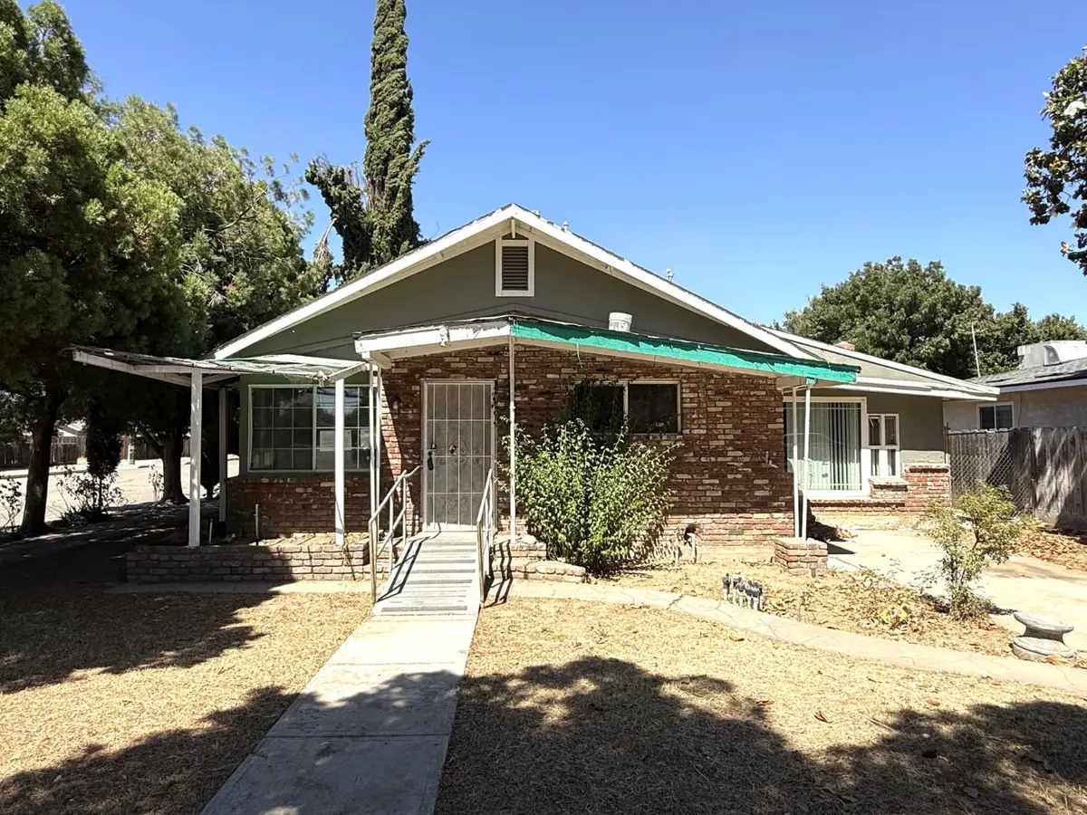 901 S C Street, Madera, CA 93638 - #1