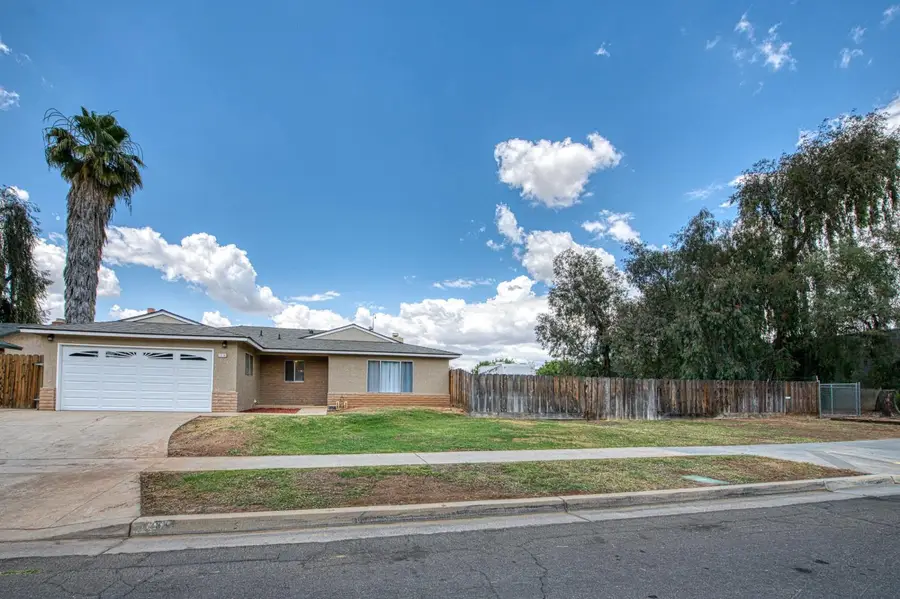 1110 W Bedford Avenue, Fresno, CA 93711 - #3