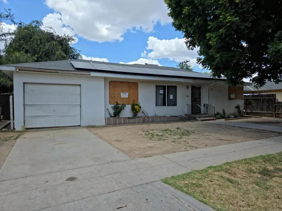 2925 N 2nd Street, Fresno, CA 93703 - #2