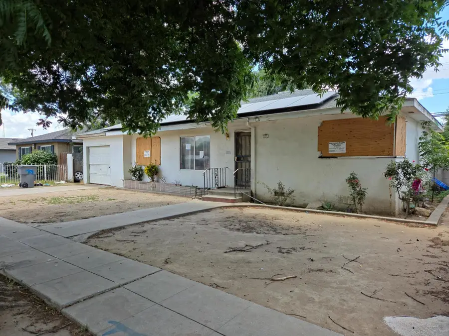 2925 N 2nd Street, Fresno, CA 93703 - #3