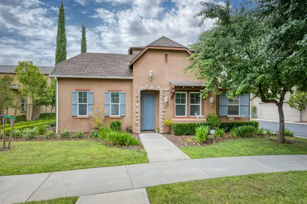 4158 Trenton Avenue, Clovis, CA 93619