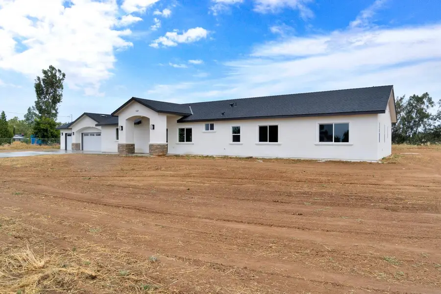 17753 Seabright Dr., Madera, CA 93638 - #3