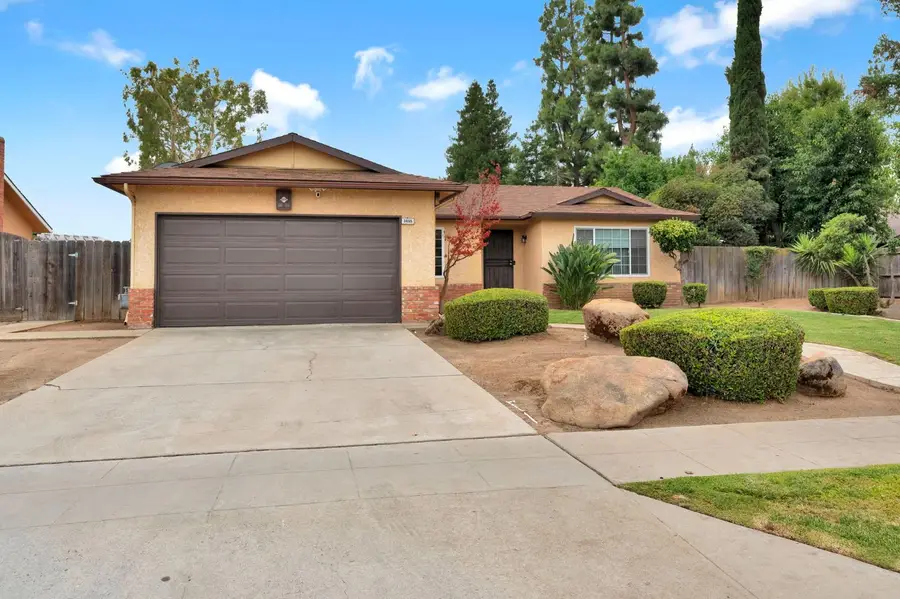 3495 W Bullard Avenue, Fresno, CA 93711 - #3