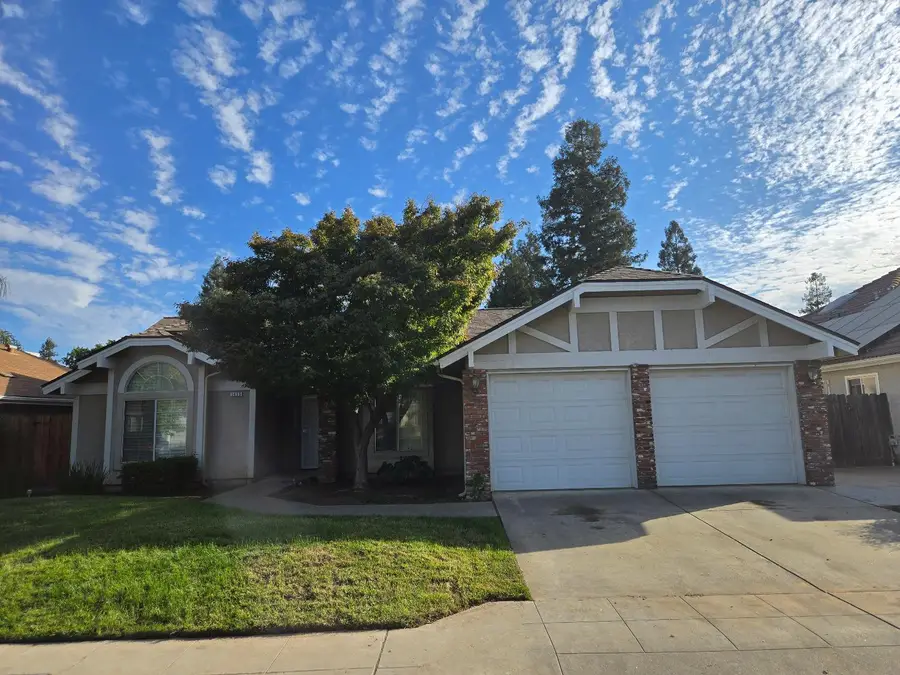 1415 E Portland Avenue, Fresno, CA 93720 - #2