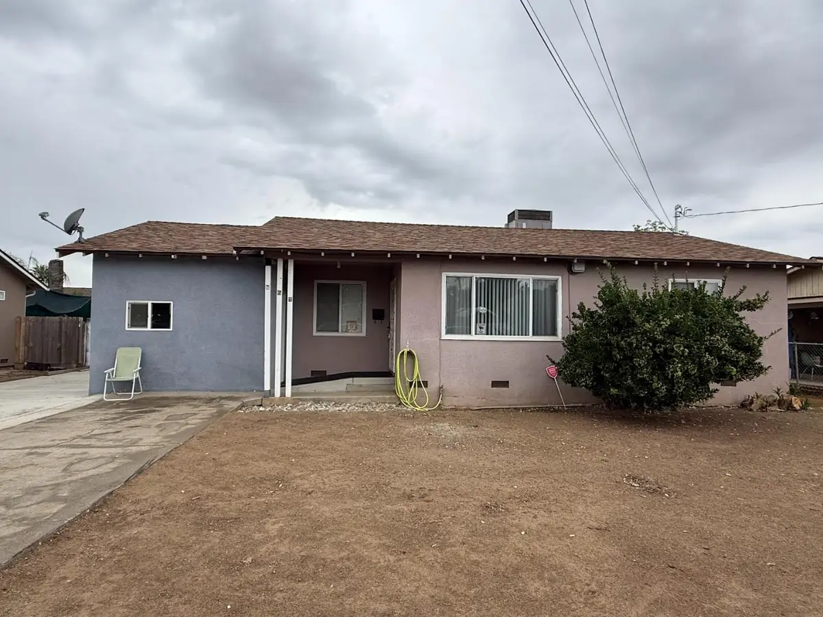 761 S Short Avenue, Dinuba, CA 93618 - #1