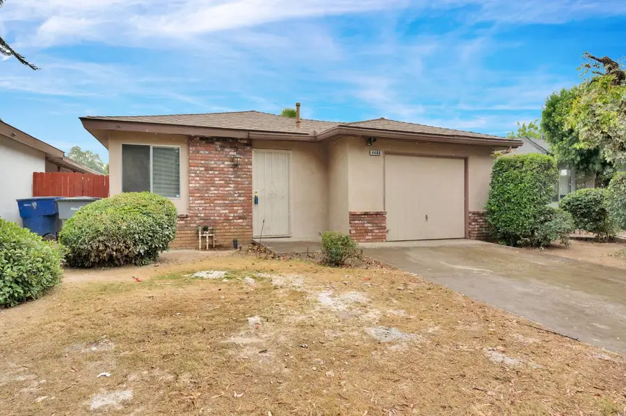 4466 N Cornelia Avenue, Fresno, CA 93722 - #2