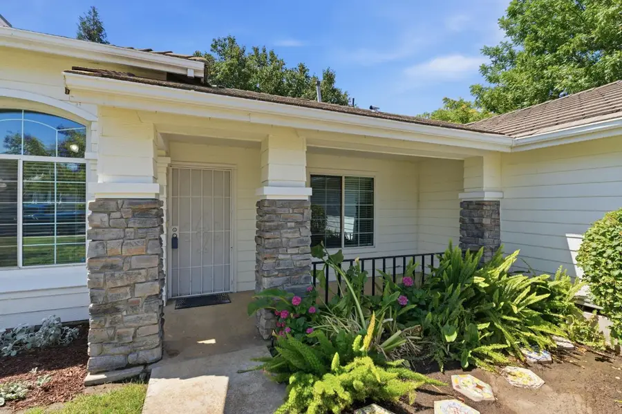 2702 Mitchell Avenue, Clovis, CA 93611 - #3